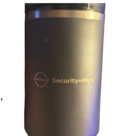 NWT Stanley Protour Flip Straw Quencher 40 oz / 1.18 Liter Tumbler - Picture 4 of 7